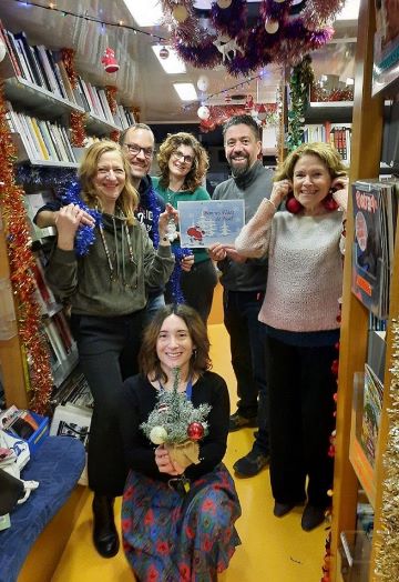 Cécilia, Romain, Laure, Julien, Marie - Françoise et Marie